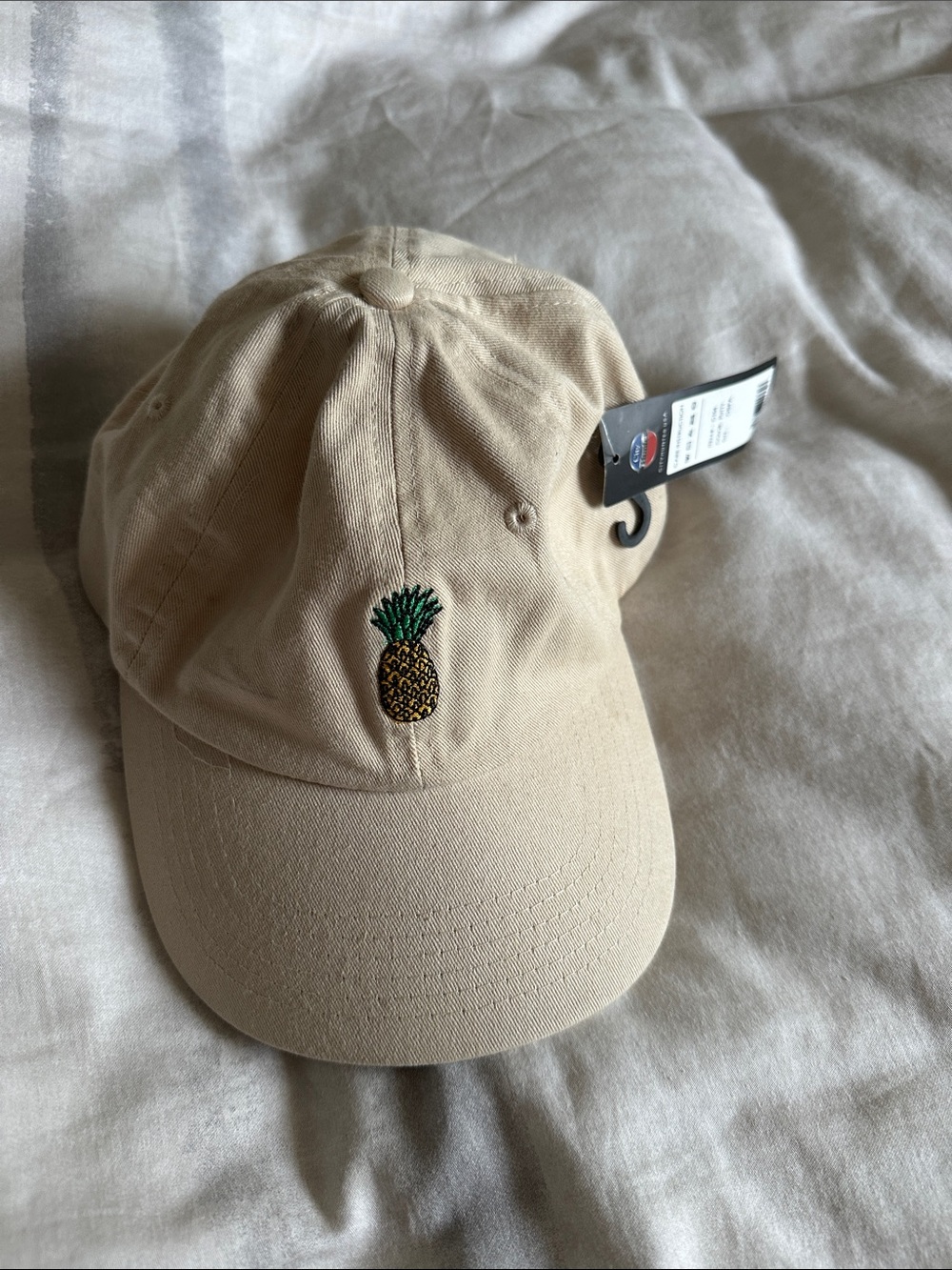 City Hunter Cap USA Kids Pineapple Embroidered Baseball Cap Beige New w Tags